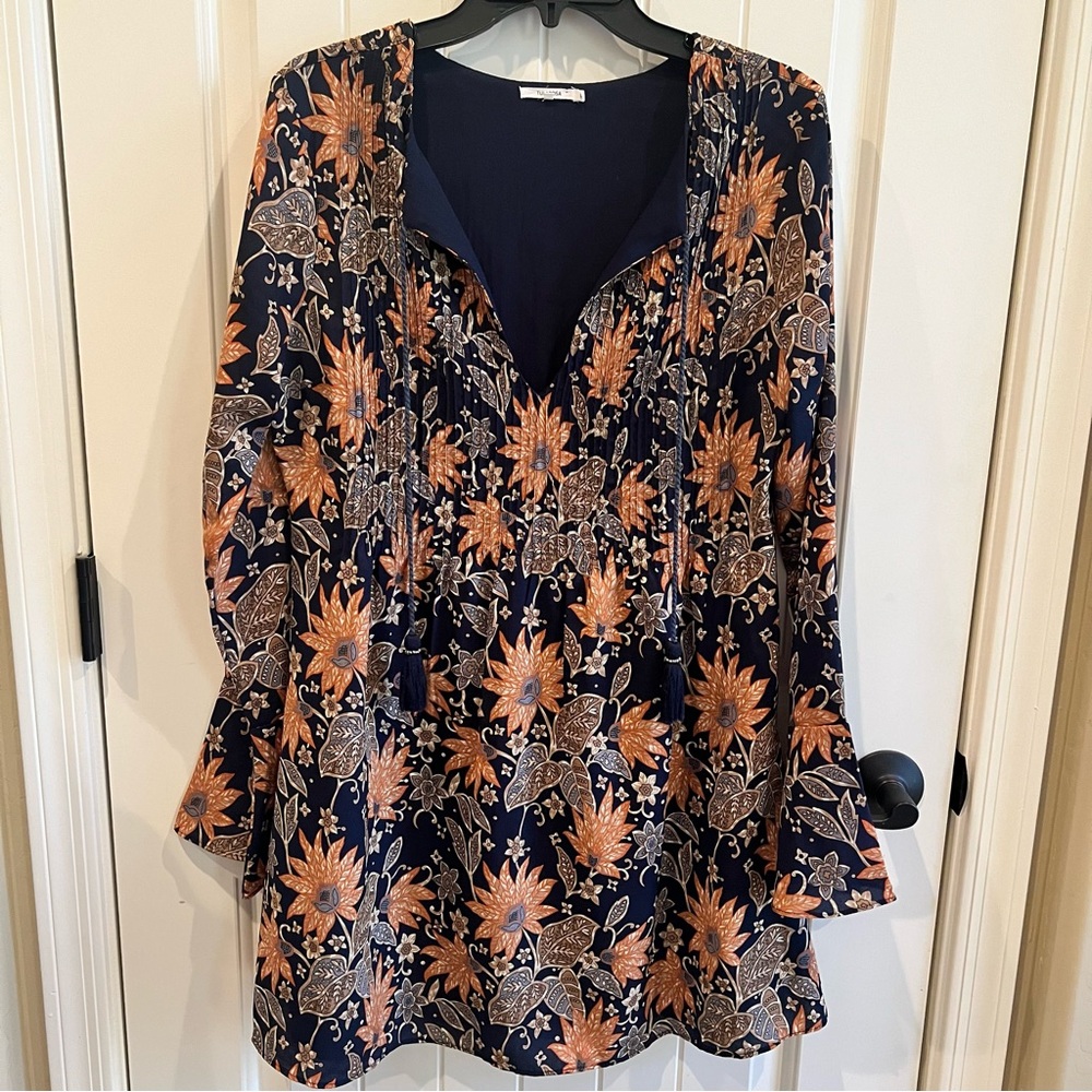 Tularosa Audrey Dress, Navy, Floral, Bell sleeves - Picture 3 of 15